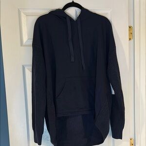 Time and Tru Women's Navy Blue Sweater Hoodie